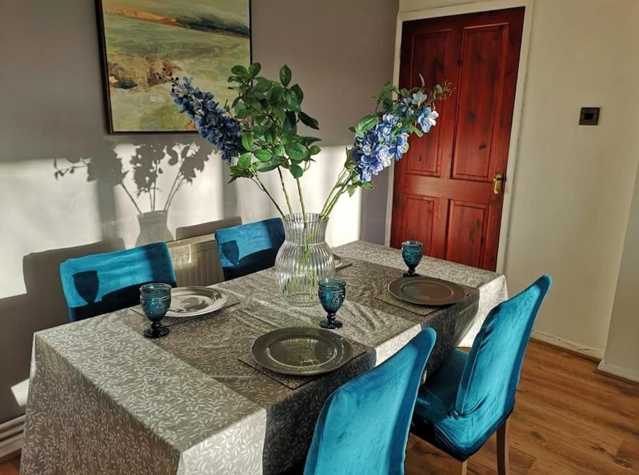 2 Bed Flat, Bounds Green, Piccadilly Line, London N11 Εξωτερικό φωτογραφία