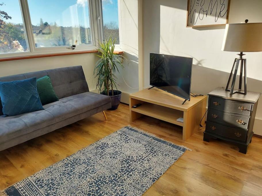 2 Bed Flat, Bounds Green, Piccadilly Line, London N11 Εξωτερικό φωτογραφία