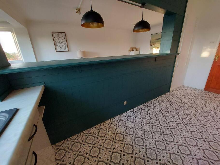 2 Bed Flat, Bounds Green, Piccadilly Line, London N11 Εξωτερικό φωτογραφία