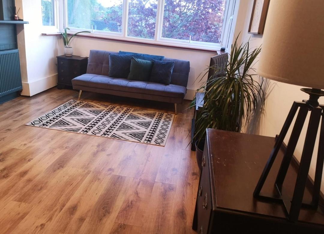 2 Bed Flat, Bounds Green, Piccadilly Line, London N11 Εξωτερικό φωτογραφία